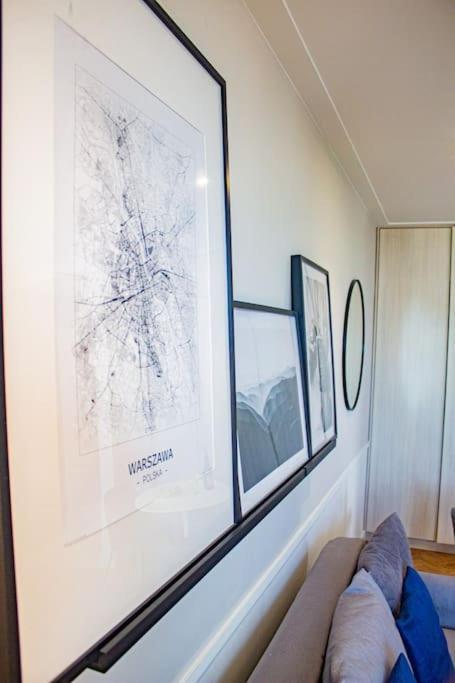 Central Apartment With Balcony And Views, Old Town, Metro 바르샤바 외부 사진